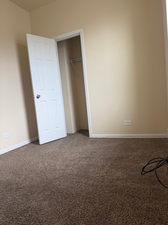 Dormitorio número 2 - 12705 Honore St Unidad #2S