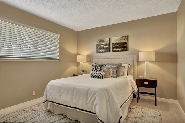 Photo - Parkside Gardens