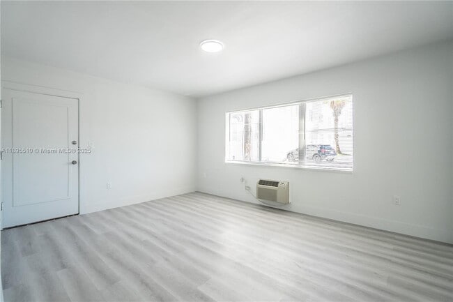 Photo - 7315 Harding Ave Unit 9