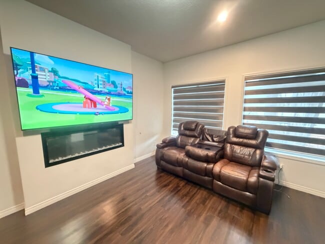 1108 Legacy Cir SE