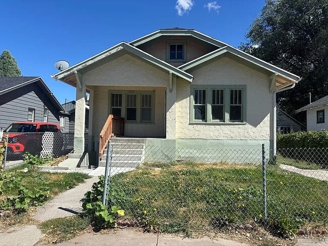 Building Photo - 442 N 10th Ave