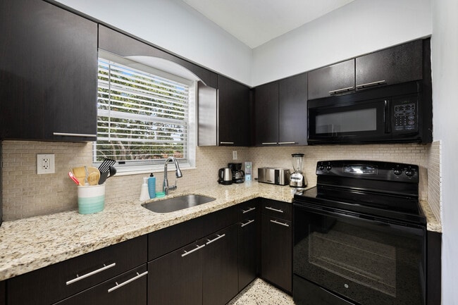 Photo - 2522 SW 27th Ave