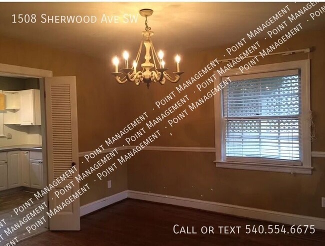 Photo - 1508 Sherwood Ave SW