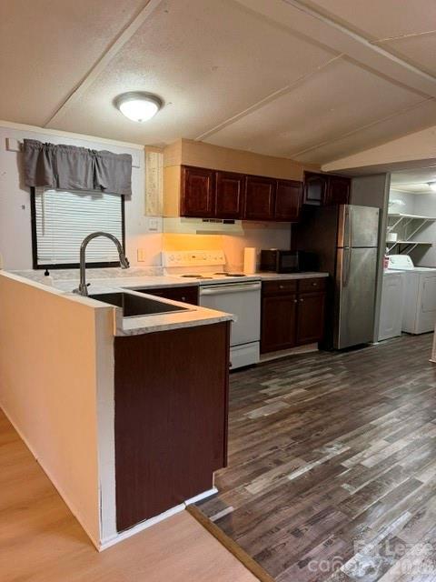 157 Merriman Rd