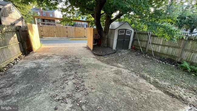 Photo - 2221 Arlington Terrace