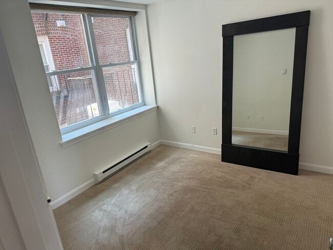 Photo - 160 Cottage St Unit 2