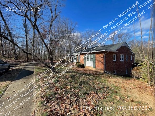 Photo - 5607 7th St S