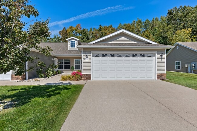 Building Photo - Redwood Shelby Township