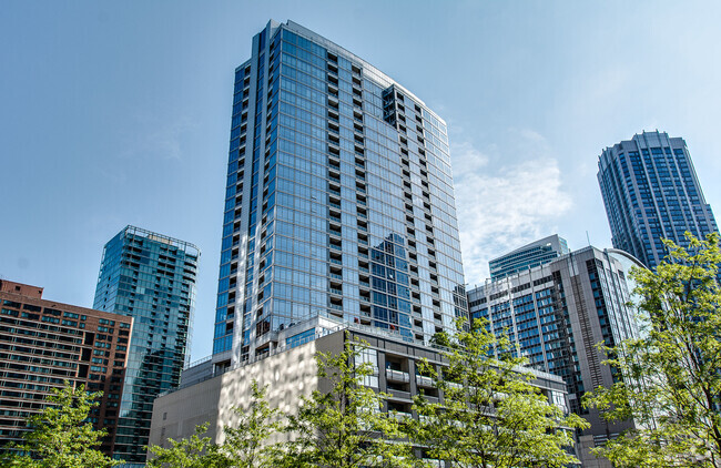 Building Photo - 240 E Illinois St Unit 3103 Rental