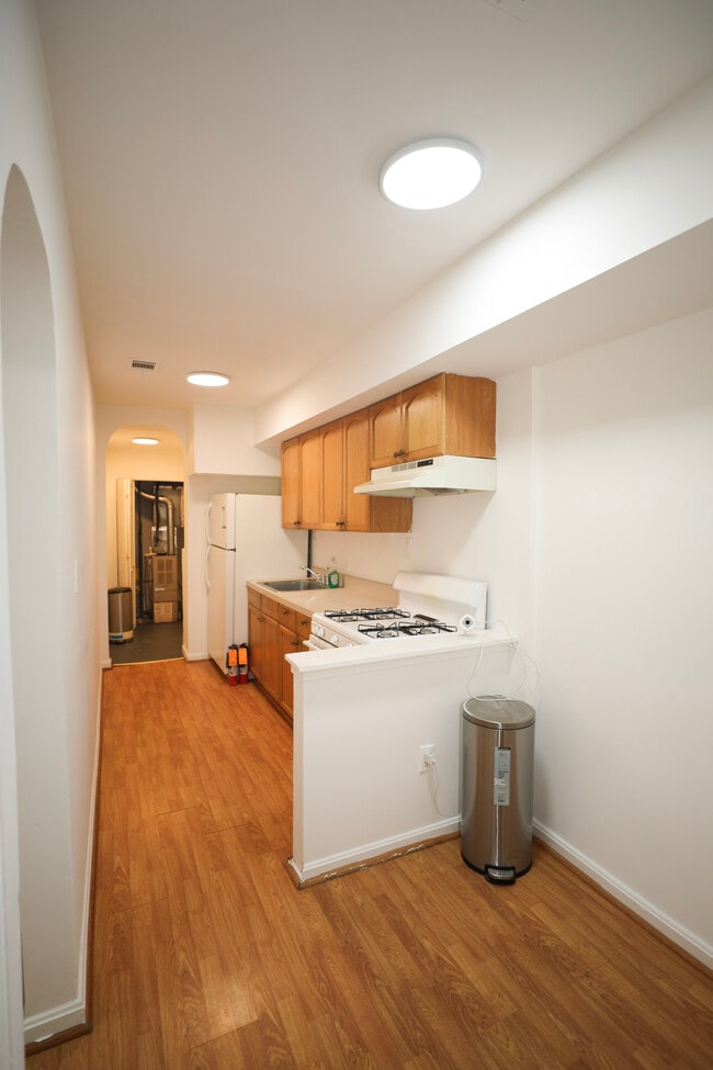 Photo - 1305 Orren St NE