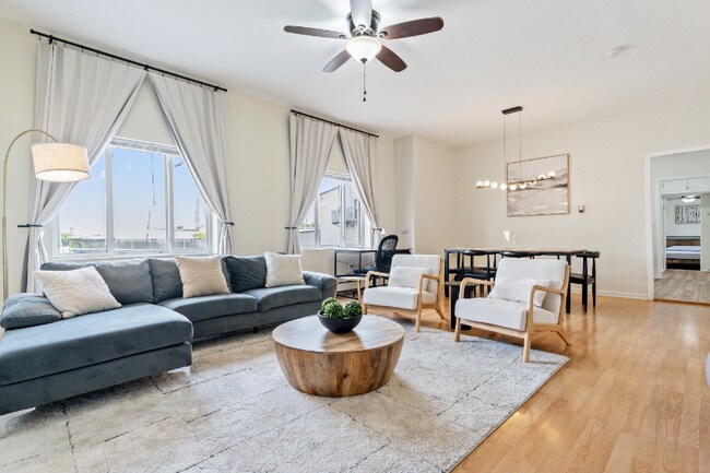 Photo - 1626 Union Turnpike