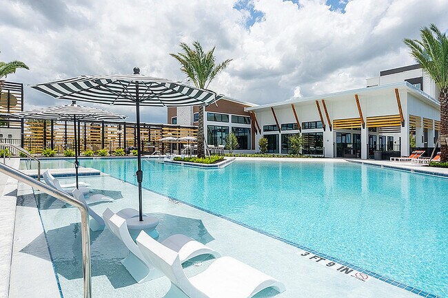 AtlasGrandPalm0112 - Atlas Grand Palms