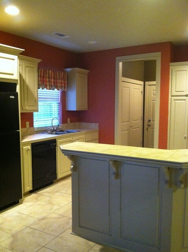 Must see 3BR/2BA home in Santa Rosa Subdi... House Rental in Baton