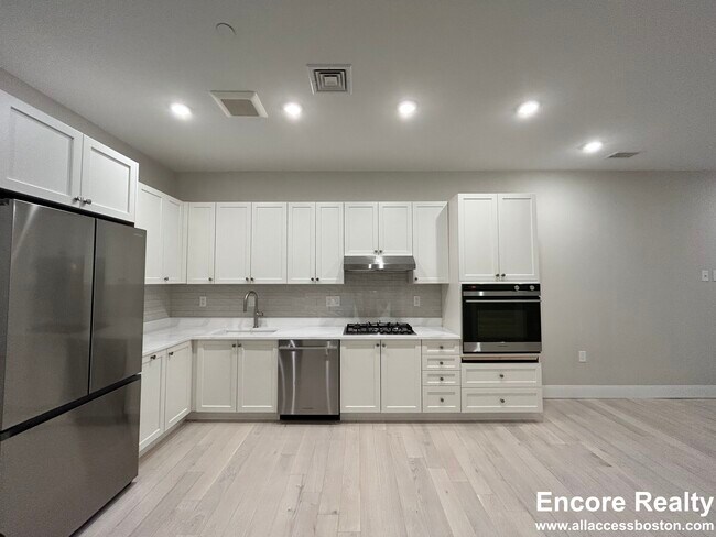Photo - 197 Green St Unit 202