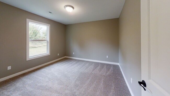 Photo - 2 year old 2 bed, 2 bath duplex in Andrew ...