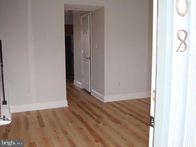 Photo - 208 Moore Dr