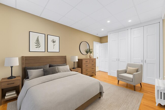 Building Photo - 713 15th St Unit 2