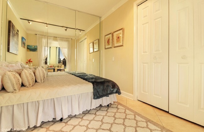 Photo - 1030 N State St Unit 43 J