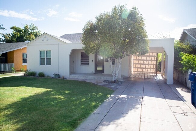 Building Photo - Coming Soon: Charming Historic 3-Bed / 2-B... Rental