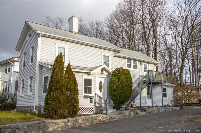 Photo - 236 Flax Hill Rd Unit 2