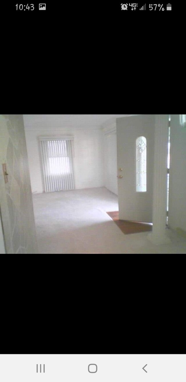 Photo - 18274 Fielding St