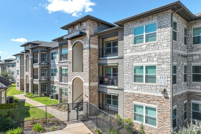 Building Photo - Brazos Crossing Rental