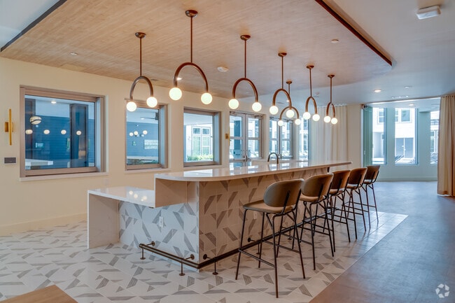 Club Room with Chef ’s Kitchen & Bar Area