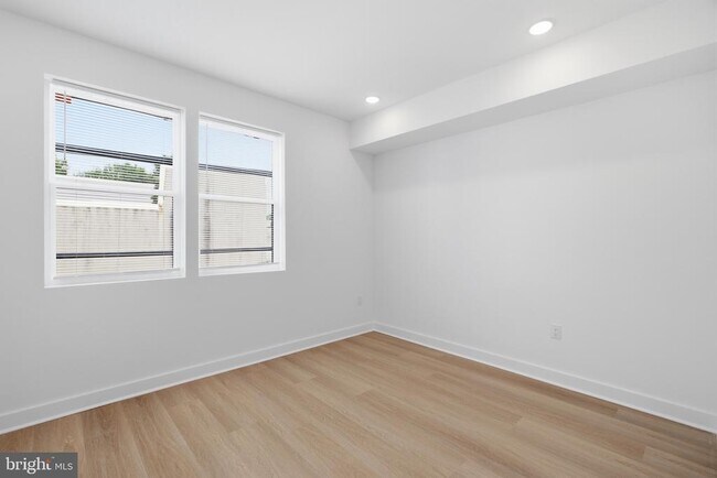Photo - 2251 N 12th St Unit 2