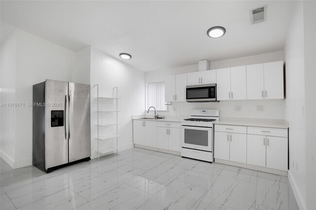 Photo - 12068 SW 210th St