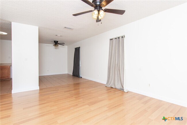 Photo - 717 N 19th St