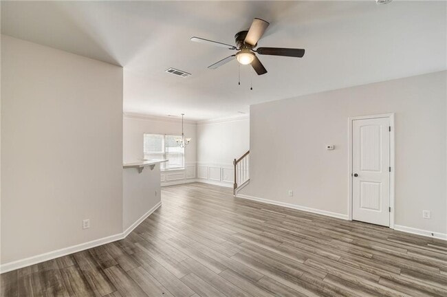Photo - 544 Oakside Pl