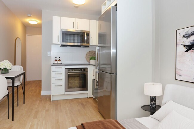 Photo - 730 St Clarens Ave Unité 1501