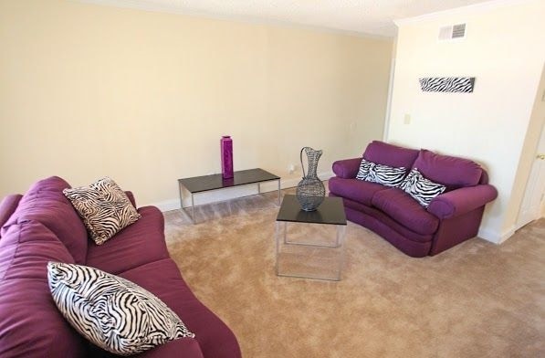 Sala de estar - 2600 Old Hapeville Rd