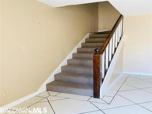 Photo - 600 Cheshire Ln