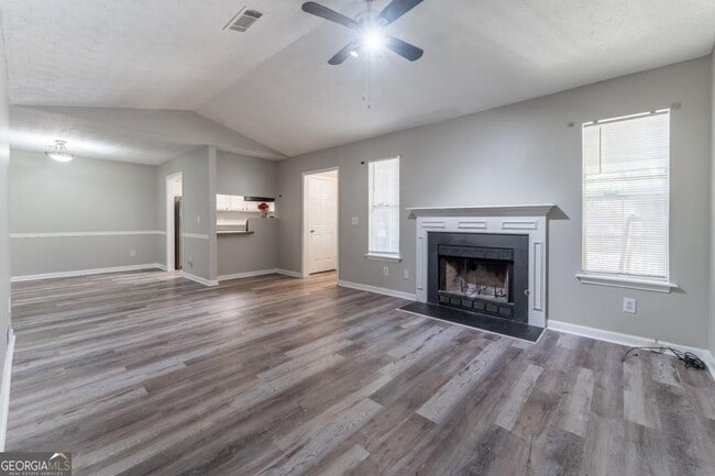 Photo - 1101 Old Saybrook Ct