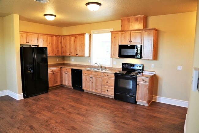 Photo - 971Circ Unidad #103