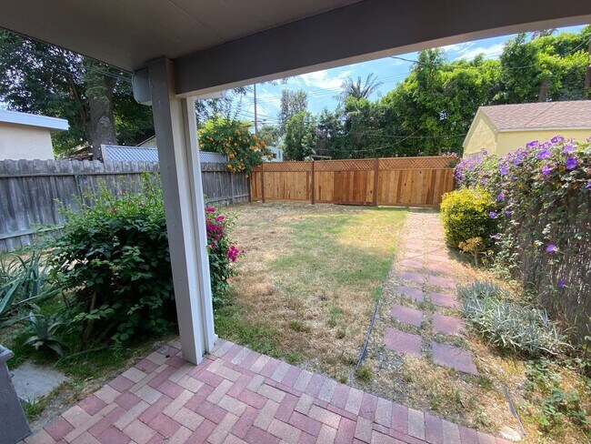 Photo - 5051 Colfax Ave