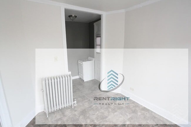 1700-1710 W Albion