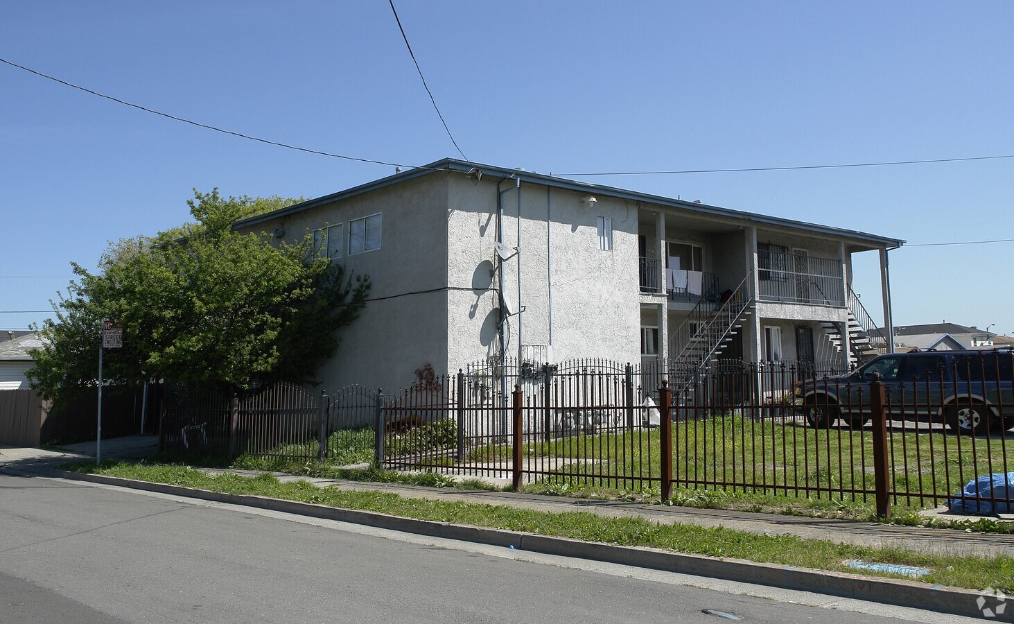 Photo - 1208 York St