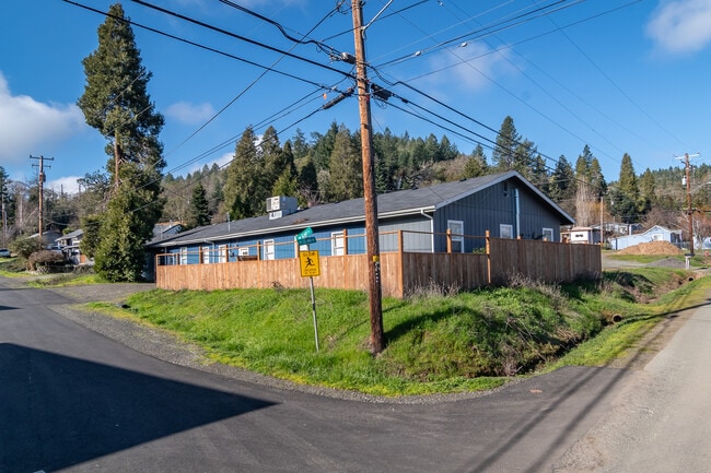 Photo - 500 Geary Dr