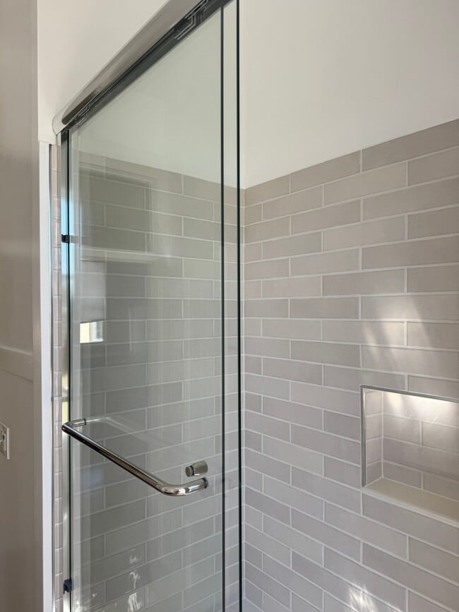 Building Photo - 817 Foothill Blvd Unit 817 foothill Blvd Oakland CA 9466