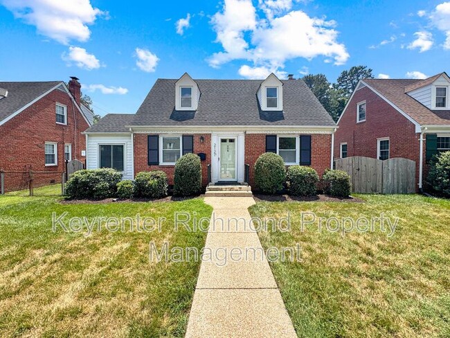 Building Photo - 2127 New Berne Rd