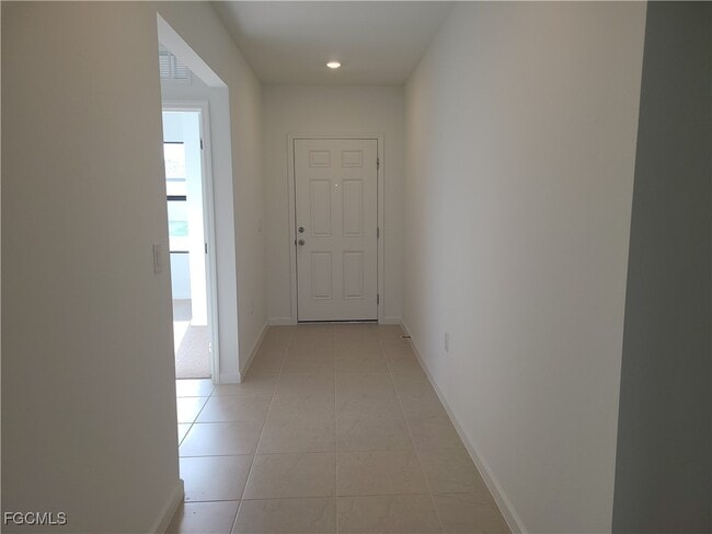 Photo - 1023 Caloosa Breeze Dr