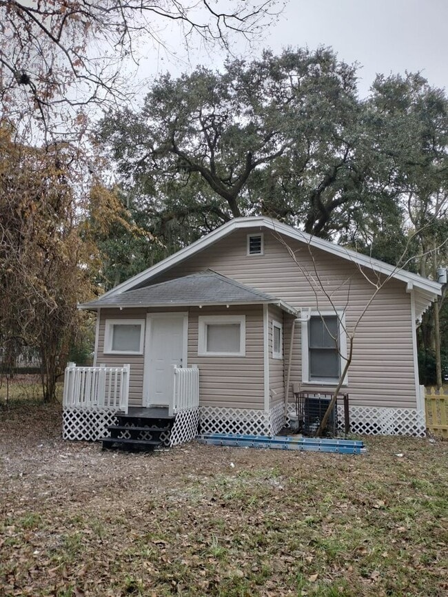 Photo - Fully Renovated 3/1 Single Family Ready to Move In!