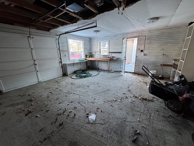 Photo - Cozy Updated 2-Bed Home with Garage