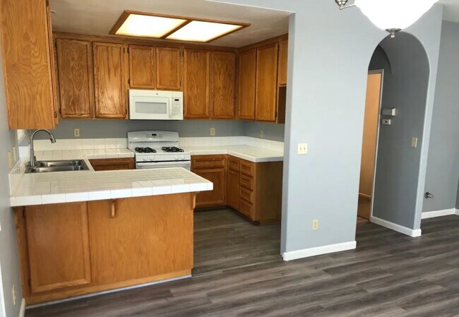 Photo - 1190 5th Ave