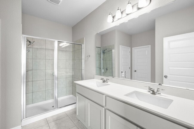 Photo - 313 McLintock Rd