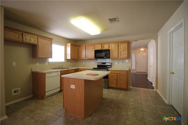 Photo - 249 Val Verde Dr