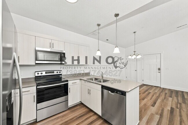882 Coulsen Dr