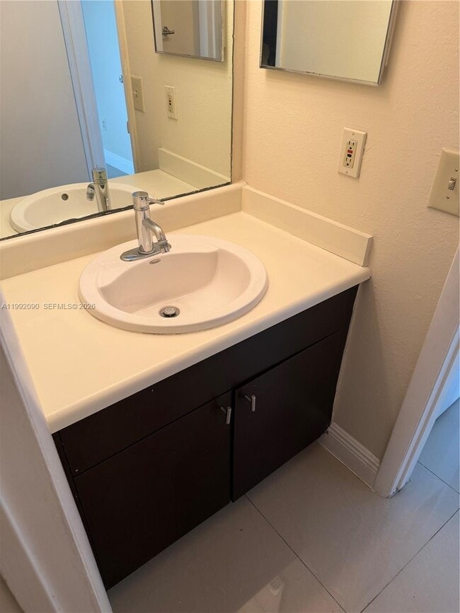 Photo - 1211 S Independence Dr Unit 1211-D